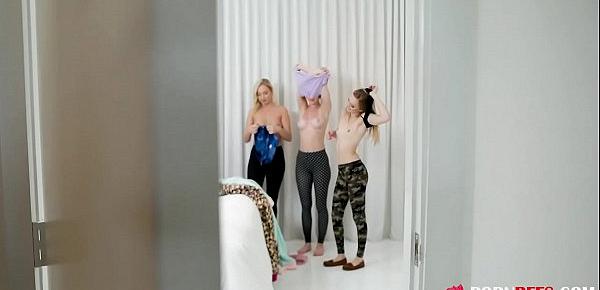  Zoe Parker, Daisy Stone, Victoria Gracen In Pussy Pranking